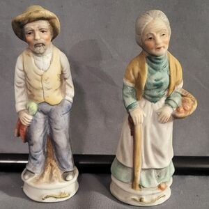 Charming Porcelain Figurine Set - Elderly Couple